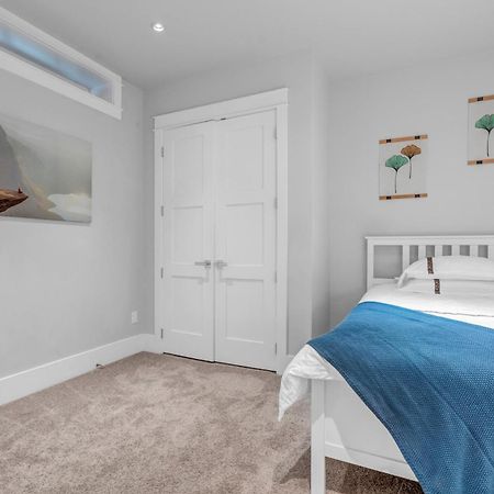 Vancouver West Cozy Retreat By Host Launch المظهر الخارجي الصورة
